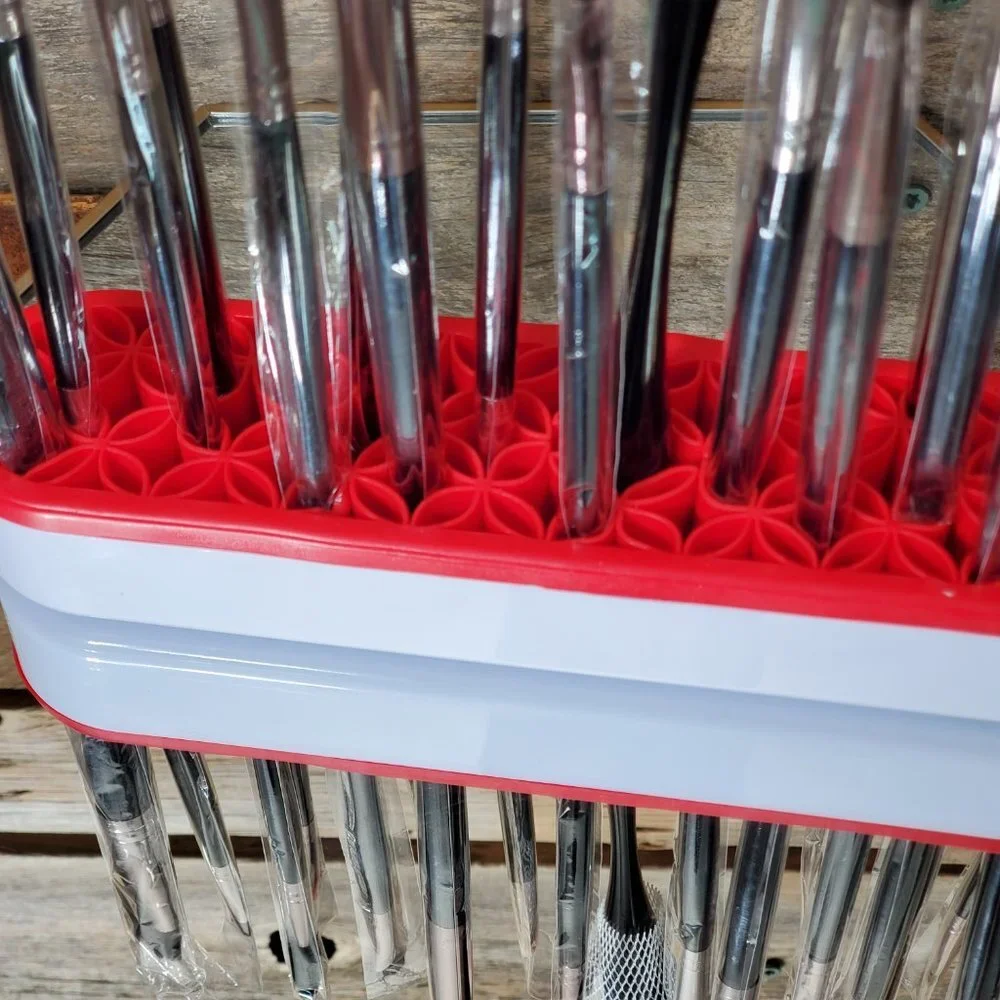 Makeup Brush Organizer- Red -Flexible-Portable-Silicone